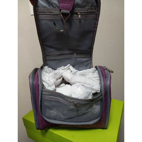 NWOT WANDF Multi Compartment Travel Case - Picture 8 of 11